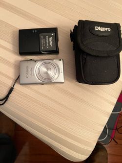 Canon PowerShot ELPH 115 IS Digital Camera – Charger & Case Included
