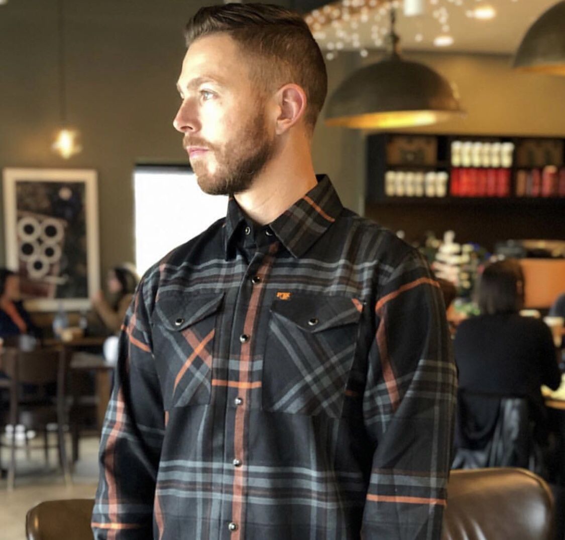 Dixxon Flannel Fox Collab Special Limited Edition