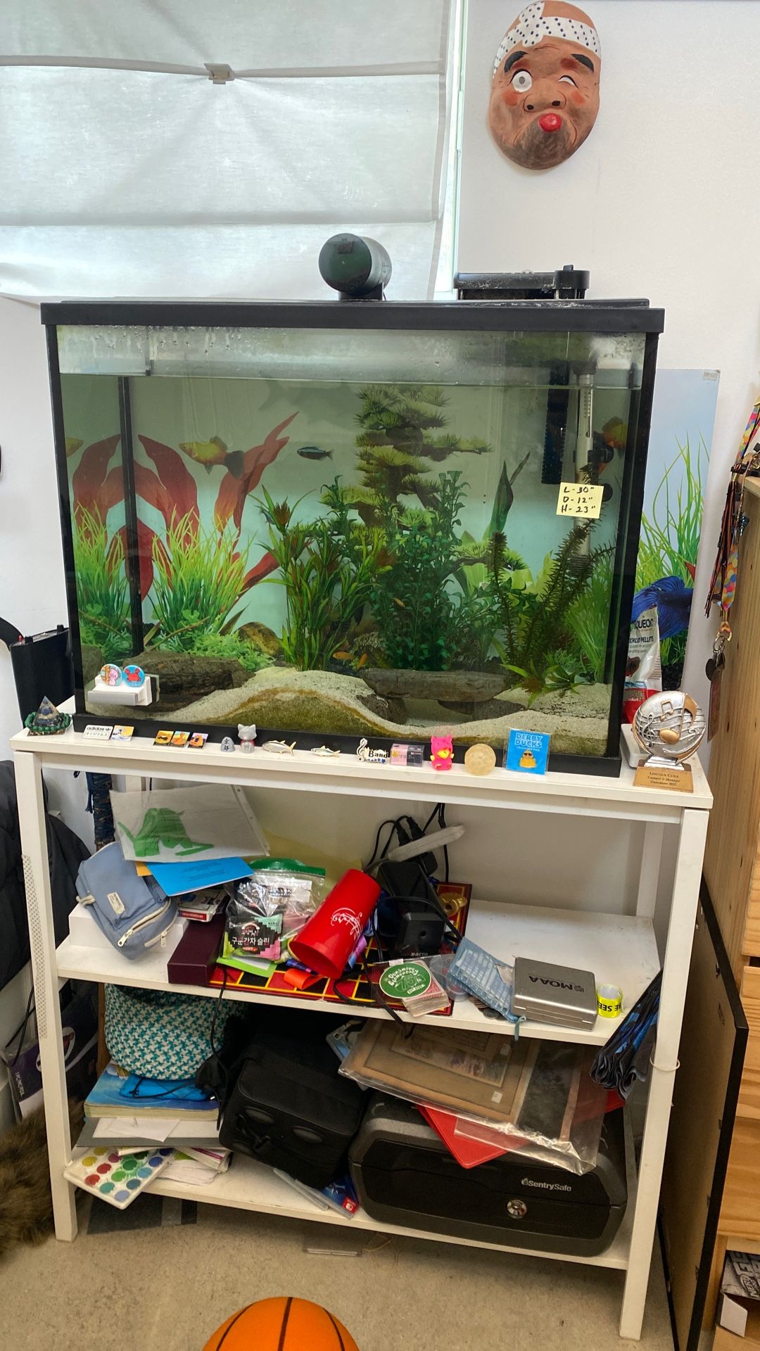Fish Tank. 40 Gallons.