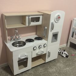 Kids kitchen