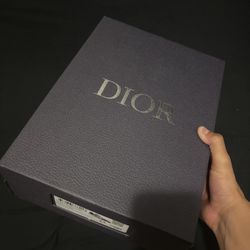 Christian Dior B30