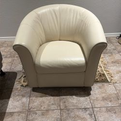 Copenhagen Swivel Chair 