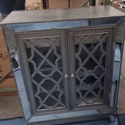 One bar/ One Side Board Or TV Bar