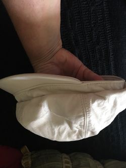 Sz. L/XL Wilson’s White Leather Cap