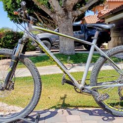 27.5 Inch Specialized Pitch Mountain Bike 