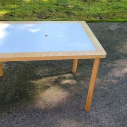 Kids Table