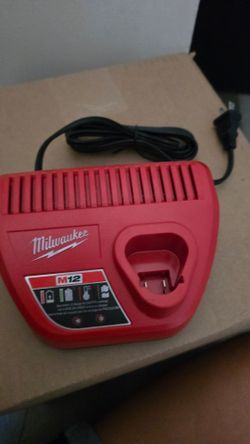 Milwaukee m12 charger