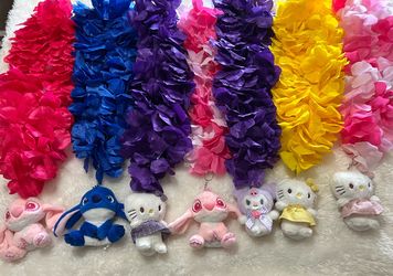 Leis with plushies