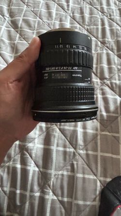 Canon camera and camera lens with charger