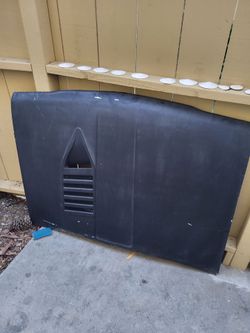 Datsun 510 hood