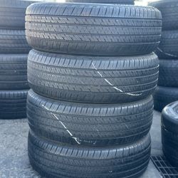 SET OF TIRE 235 60 18 BRIDGESTONE 85% LIFE