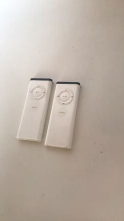 Apple Remote Control Model A1156 (2 Pc)