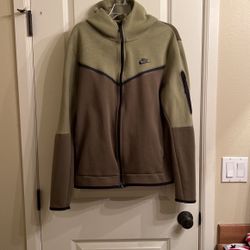 Nike Tech Men’s Jacket