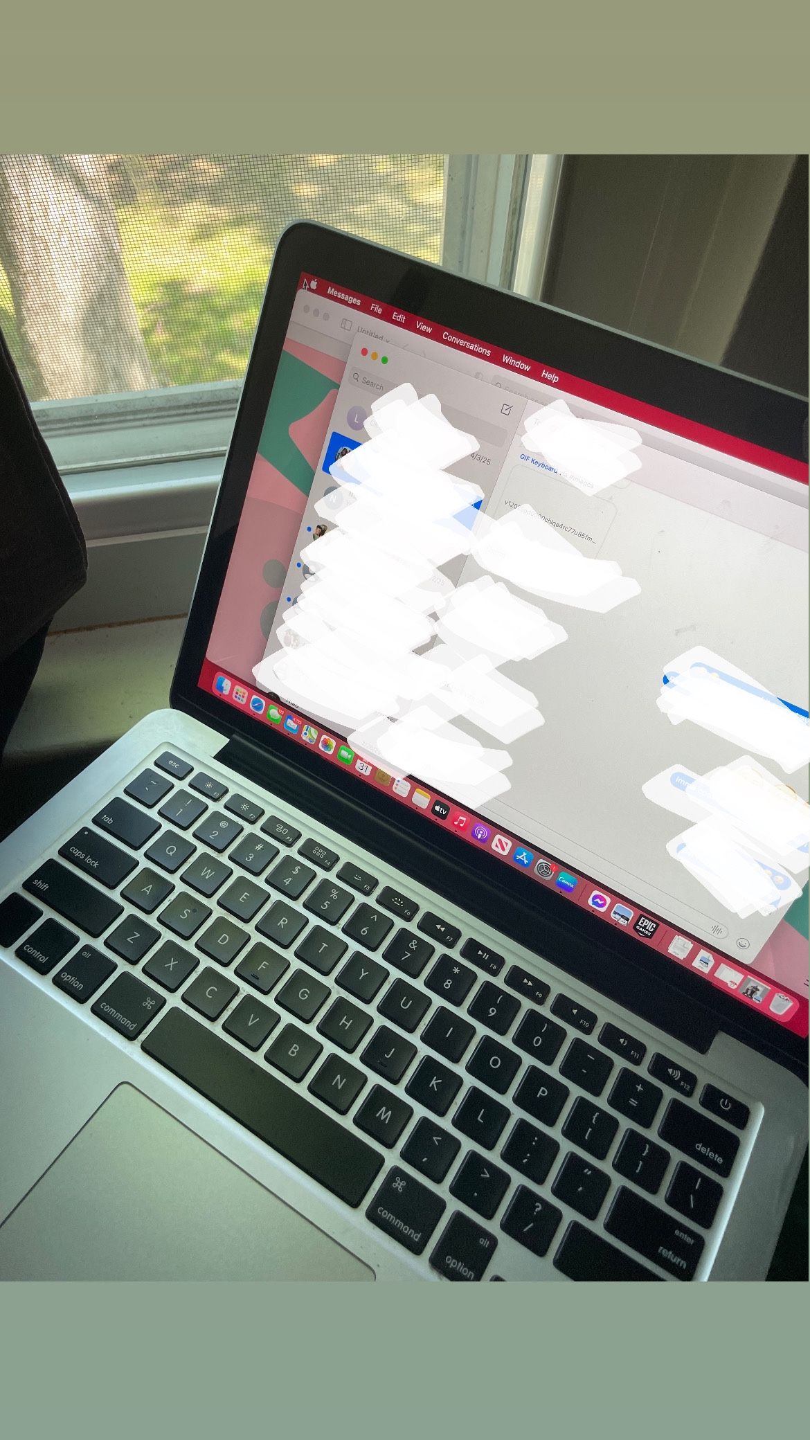 Mac Book