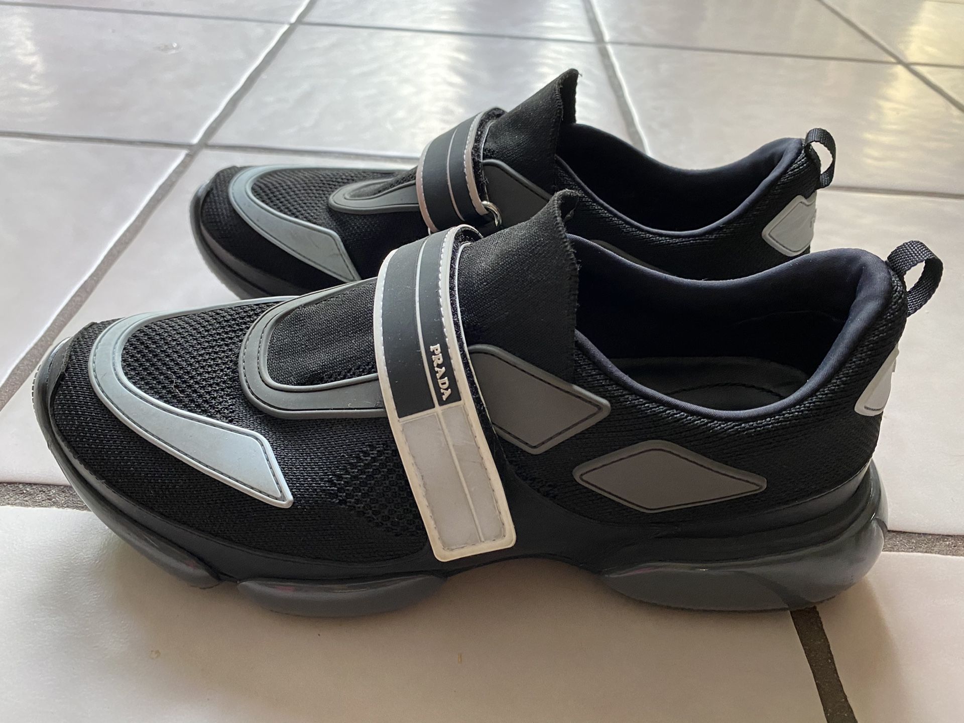 Prada shoes size 9