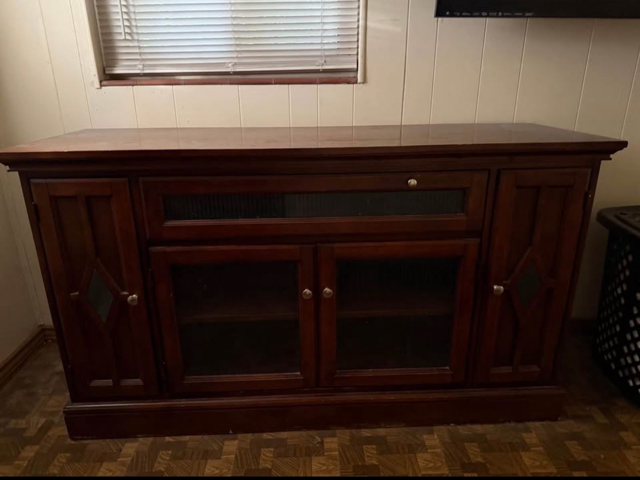 TV Stand / Media Console
