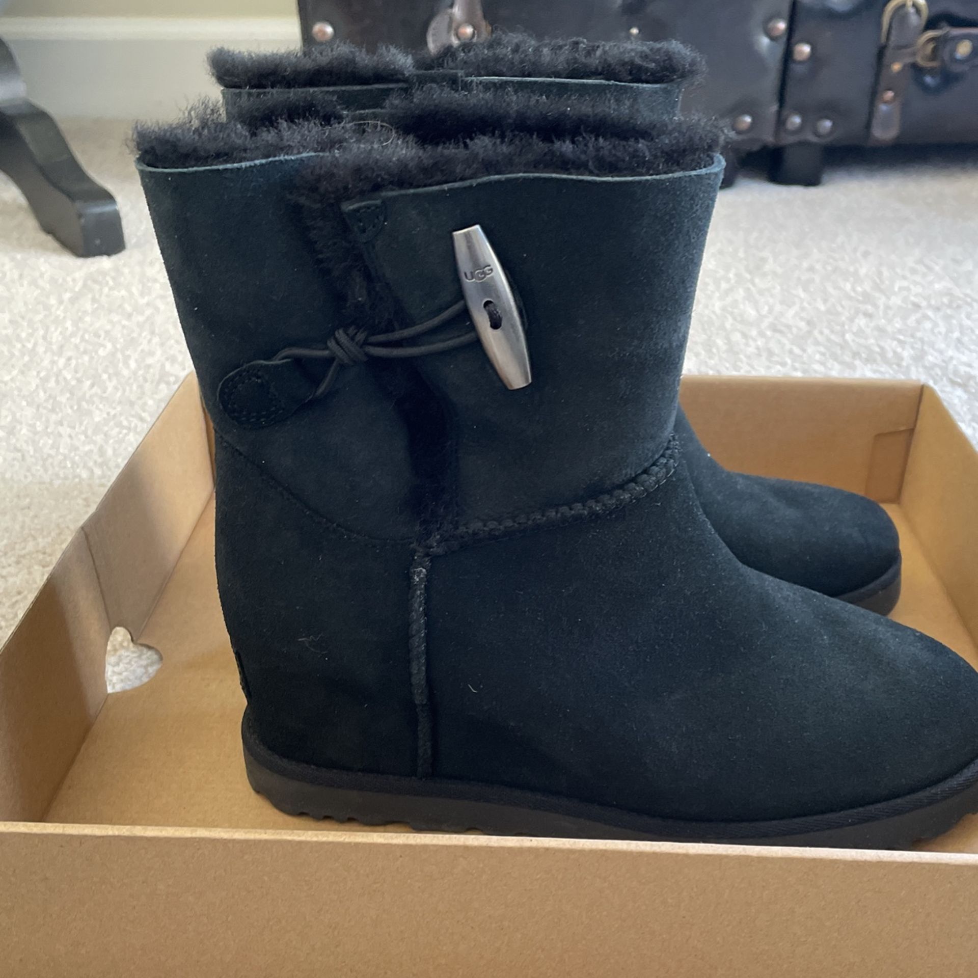 Ugg montgomery clearance boots