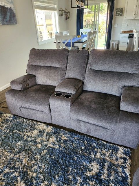 Coombs Power Reclining Couch Set