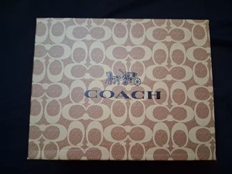 Coach Signature Gift Box