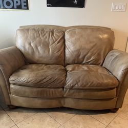 Leather Love Seat 