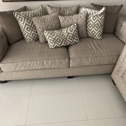  Loveseat And Sofa