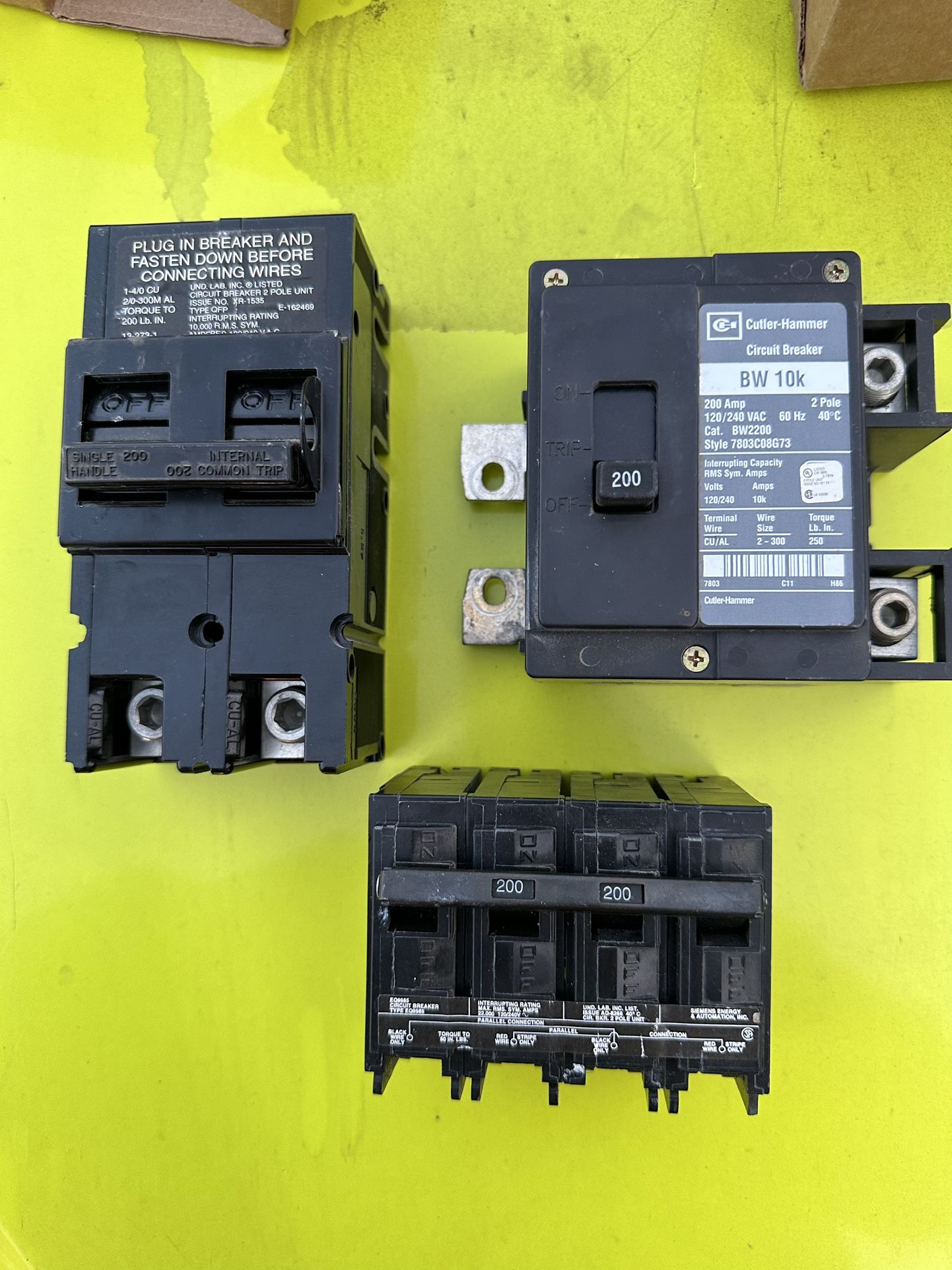 Eaton/Siemens Circuit Breaker Lot