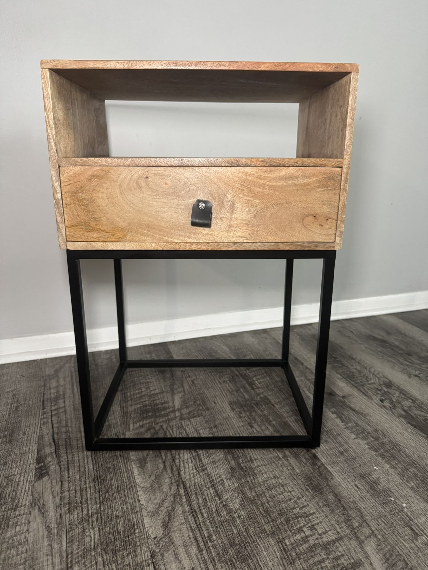 Modern Wood & Metal Nightstand / Side Table with Drawer.