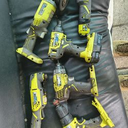 Ryobi Tool Set