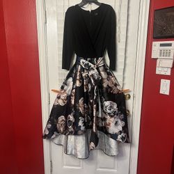 R & M RICHARDS SIZE 12 WOMEN HI-LOW FLORAL DRESS NEW W/ OUT TAG