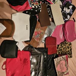 Makeup Bags, Coin Purses & Wallets