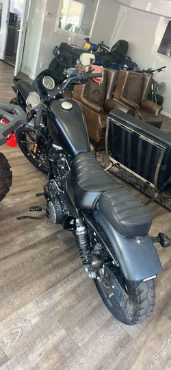 2016 Harley-Davidson Iron 883