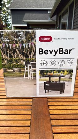 Keter BevyBar Cooler/table combo