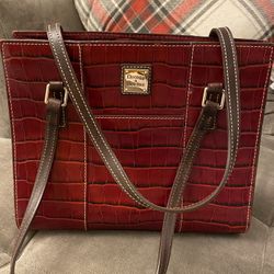 Dooney & Bourke purse