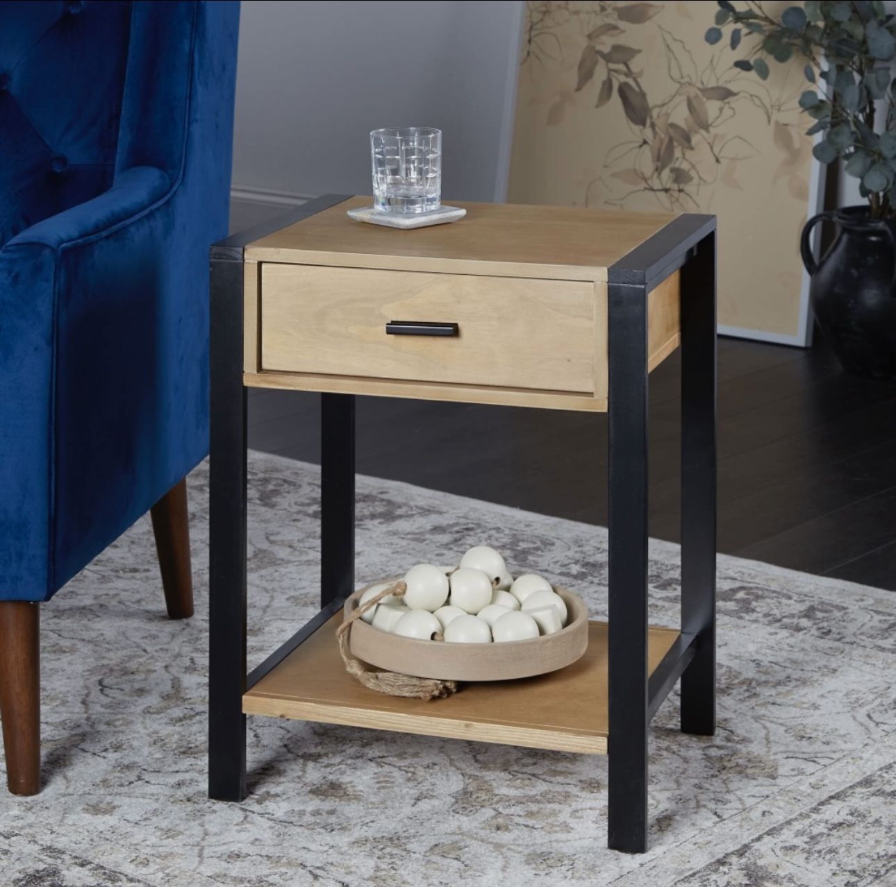 End Table Nightstand Accent Table Mango Wood 1 Drawer Storage, End/Side Table