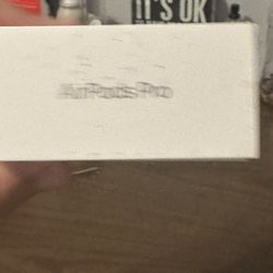 AirPod Pro3 Never Worn All The Features Won’t Work With Older iPhone 