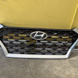 2019-2020 HYUNDAI TUCSON GRILLE 