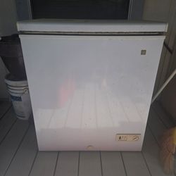 Deep freezer