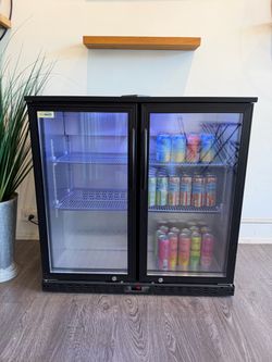 KoolMore Commercial Double Glass Door Beverage Cooler / Bar Fridge