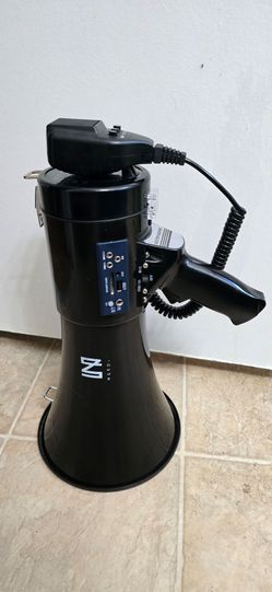 MEGAPHONE