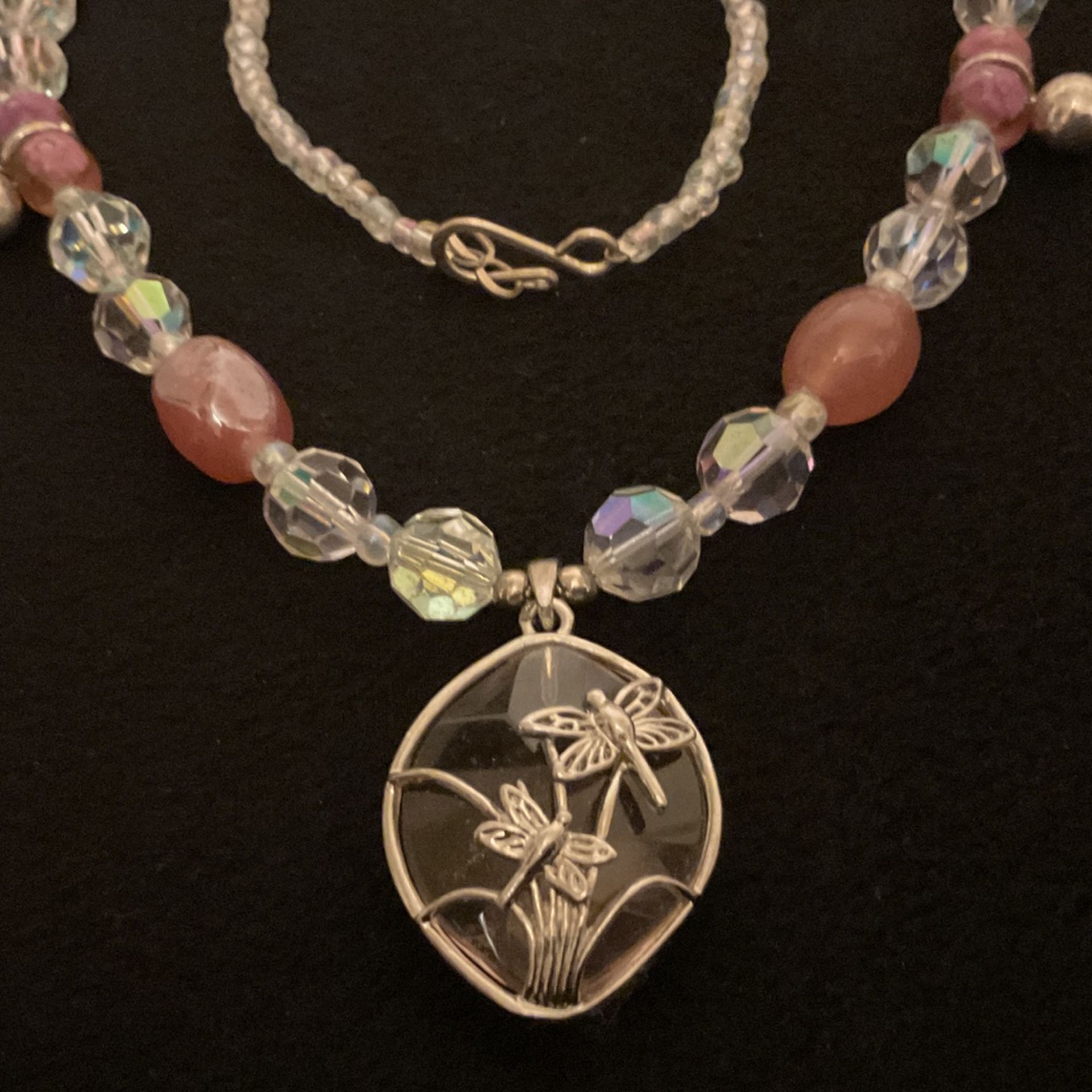 22”Solid Genuine Crystals And Solid Stones,With Stainless Steel Silver Necklace And Crystal Pendant.