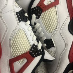 Jordan retro 4