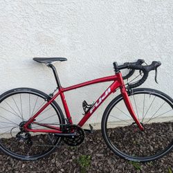Fuji finest 2.3 Road Bike OBO