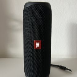 JBL Flip 5 Speaker