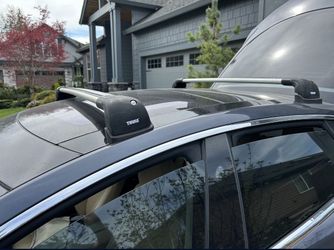 Thule AeroBlade Edge Flush/Fixed Roof Rack w/ XT Kit 3153 (previously used on a 2017 Tesla Model S)