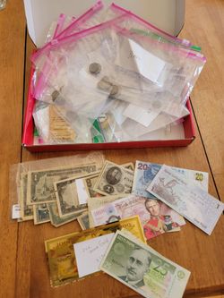 Box of misellaneous coin &  note  collection