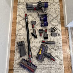 dyson cyclone v10 absolute
