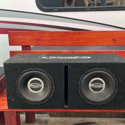 2 10’s  Rockford Amp