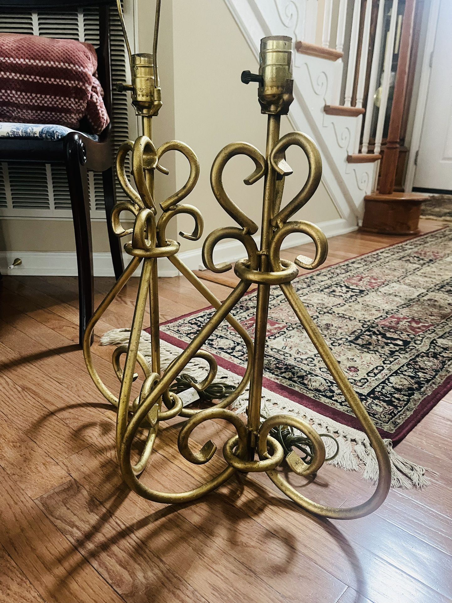 Antique Gold tone lamps For Sale