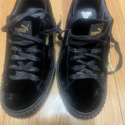 Puma  Fenty By Rihanna  Black Velvet Platform 