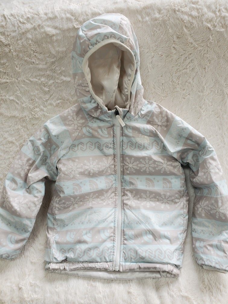 The North Face. Girls Jacket Reversible Size 6 T/ 6 B Looks Like New